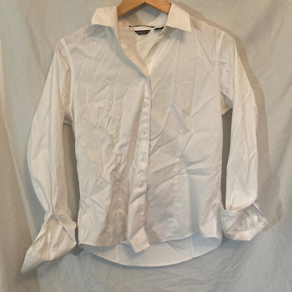 Eddie Bauer White Fit Long Sleeve Button Up